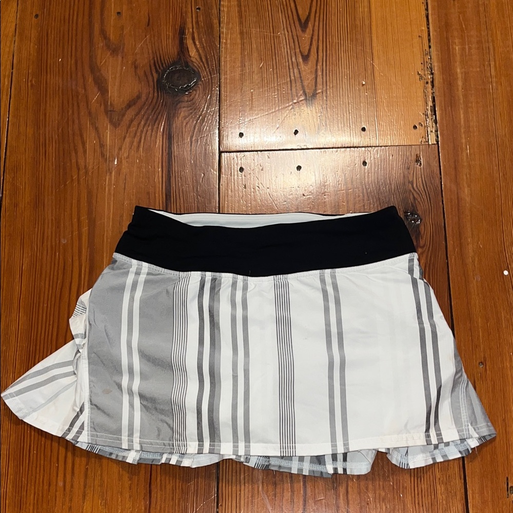 Lululemon Black & White Striped Skirt
